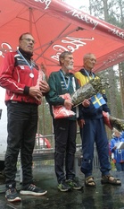 Tapio Patana punamustissa MM podiumilla!