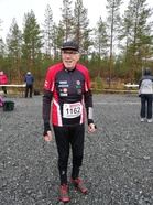 Erikoispitkän kultamitalisti ennen lähtöä